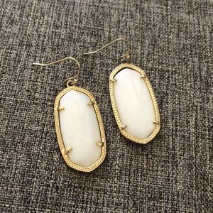 Kendra Scott Elle earrings white stone